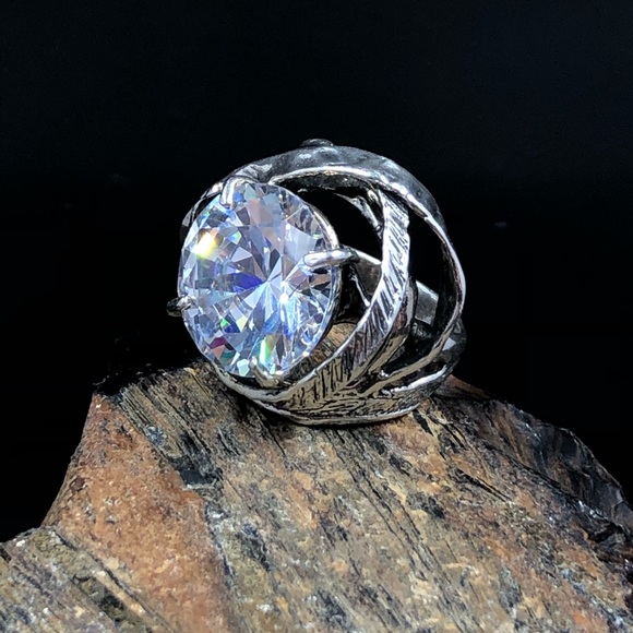 NWOT Sterling Silver AAA ex large CZ Ring - Picture 3 of 14